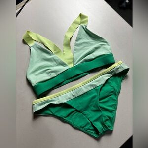 🍋Lululemon Sandy Savasana Bikini set